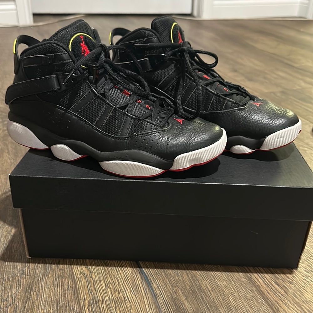 Jordan 6 Rings Men’s size 8 never worn outside!